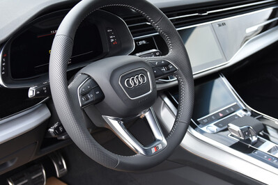 Audi Q7 50 TDI quattro S Line
