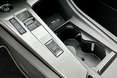 Peugeot 408 GT 1.2 PureTech mHEV  S&S e-DSC6