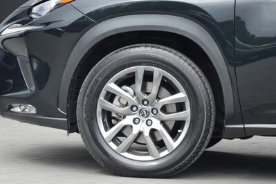 Lexus NX 300h 2.5 Hybrid