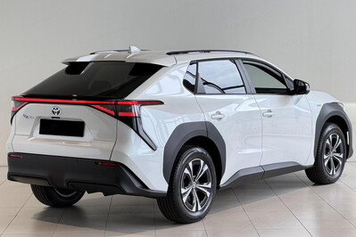 Toyota bZ4X Prestige 4x2 Electric