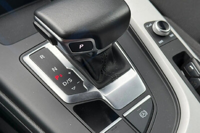 Audi A4 40 TDI quattro S tronic