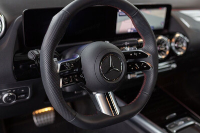 Mercedes B Klasa 250 e  AMG Line