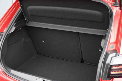 Peugeot 208 GT eDCS 1.2 mHEV