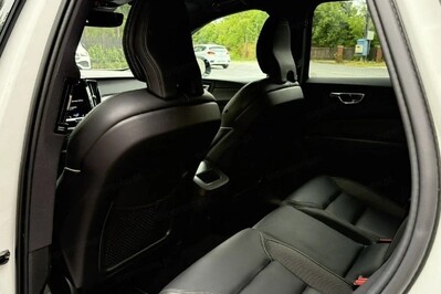 Volvo XC60 B5 B AWD R-Design