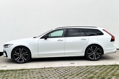 Volvo V90 T8 AWD Plug-In Hybrid R-Design aut