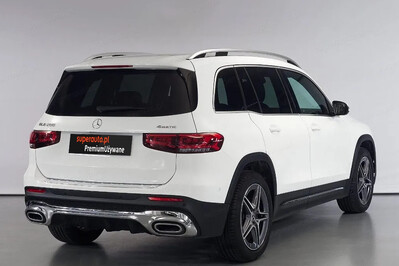 Mercedes GLB 200 4-Matic AMG Line 8G-DCT