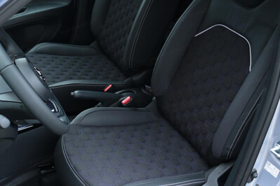 Toyota Aygo X JBL 1.0 CVT