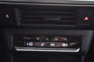 Opel Frontera GS eDTC6 1.2 Turbo