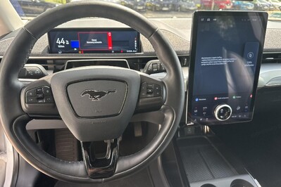 Ford Mustang Mach-E 75kWh RWD