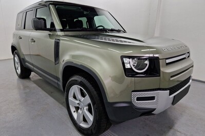 Land Rover Defender 110 X-Dynamic SE