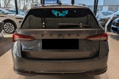 Skoda Octavia Sportline 1.5 TSI mHEV DSG