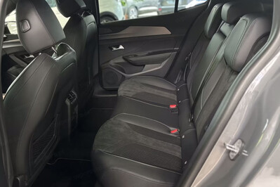 Peugeot 408 GT e-DCS 1.2 mHEV