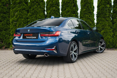 BMW Seria 3 320d xDrive Luxury Line