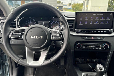 Kia Ceed 1.5 T-GDI M