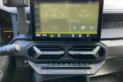 Dacia Duster Journey + 1.6 Full Hybrid