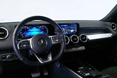 Mercedes GLB 200 4-Matic AMG Line 8G-DCT