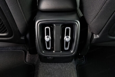 Volvo XC40 D3 Momentum Pro aut