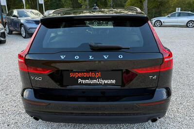 Volvo V60 T4 Momentum aut
