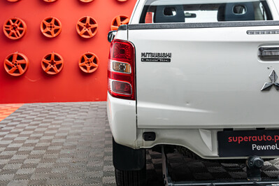 Mitsubishi L 200 2.4 d