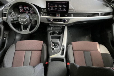 Audi A4 40 TFSI S Line S tronic