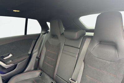 Mercedes CLA 250 mHEV 4-Matic AMG Line 8G-DCT