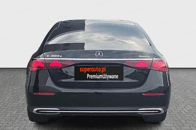 Mercedes E Klasa 300e  4-Matic AMG 9G-Tronic