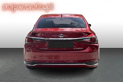 Lexus ES 300h Business Edition +