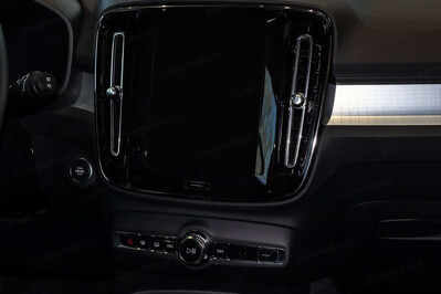 Volvo XC40 B3 Plus Dark