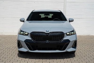 BMW Seria 5 Touring 540d xDrive M Sport