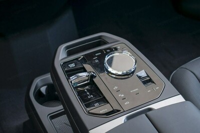 BMW iX M60