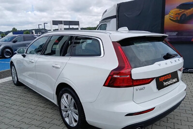 Volvo V60 B3 B Momentum Pro aut