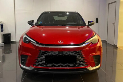 Lexus LBX Emotion 1.5 Hybrid