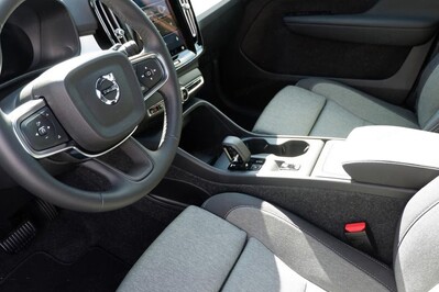 Volvo XC40 B4 Plus Dark