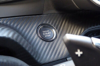 Peugeot 2008 Allure e-DCS 1.2 mHEV