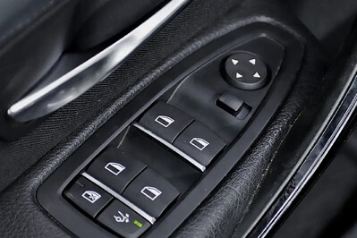 BMW Seria 3 Gran Turismo 320i GPF Sport Line aut