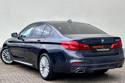 BMW Seria 5 520d xDrive M Sport sport-aut