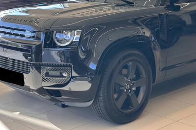 Land Rover Defender 110 D300  X-Dynamic HSE