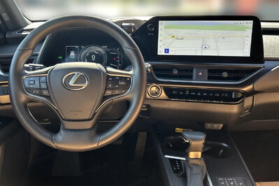 Lexus UX 250h GPF F Sport Design 2WD