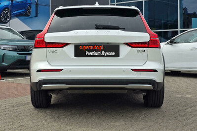 Volvo V60 CC Plus B5 B AWD aut
