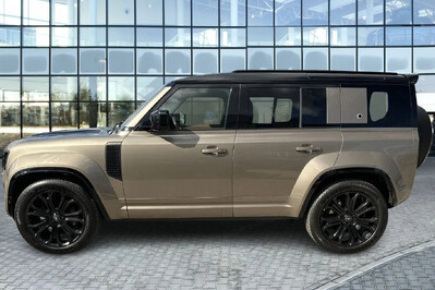 Land Rover Defender 110 4.4 P635 V8 mHEV Octa