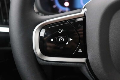 Volvo V90 T6 AWD Plug-In Hybrid Plus Dark