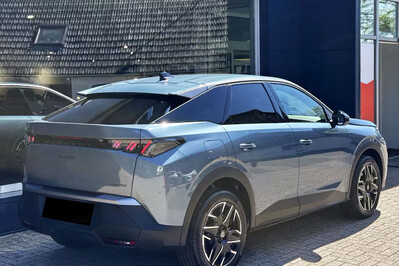 Peugeot 3008 Allure e-DCS 1.2 mHEV