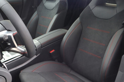 Mercedes CLA 220 4-Matic AMG Line