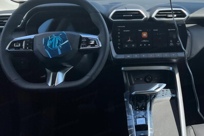 MG ZS 1.5 HEV+ Exclusive aut