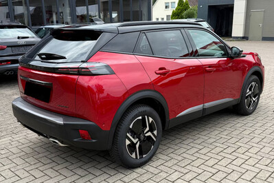 Peugeot 2008 GT e-DCS 1.2 mHEV