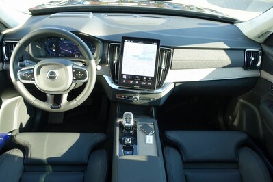 Volvo XC90 T8 AWD Plug-In Hybrid Plus Bright 7os