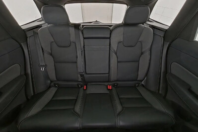 Volvo XC60 T6 AWD Plug-In Hybrid R-Design aut