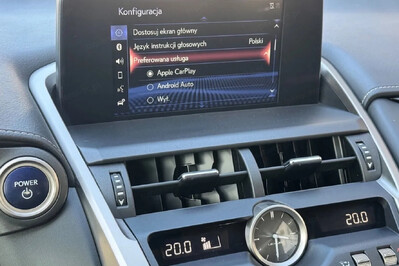 Lexus NX 300h Elegance 2WD
