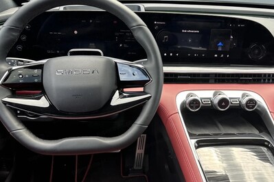 Omoda 9 1.5 Super Hybrid Exclusive AWD