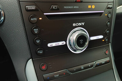 Ford S-MAX 2.5 Hybrid Titanium CVT
